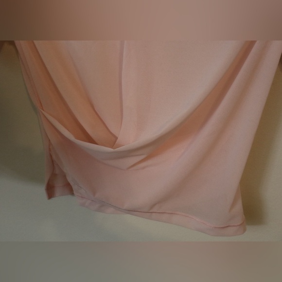 Lululemon Lightweight Mesh Reversible Yoga T-Shirt - Picture 6 of 6